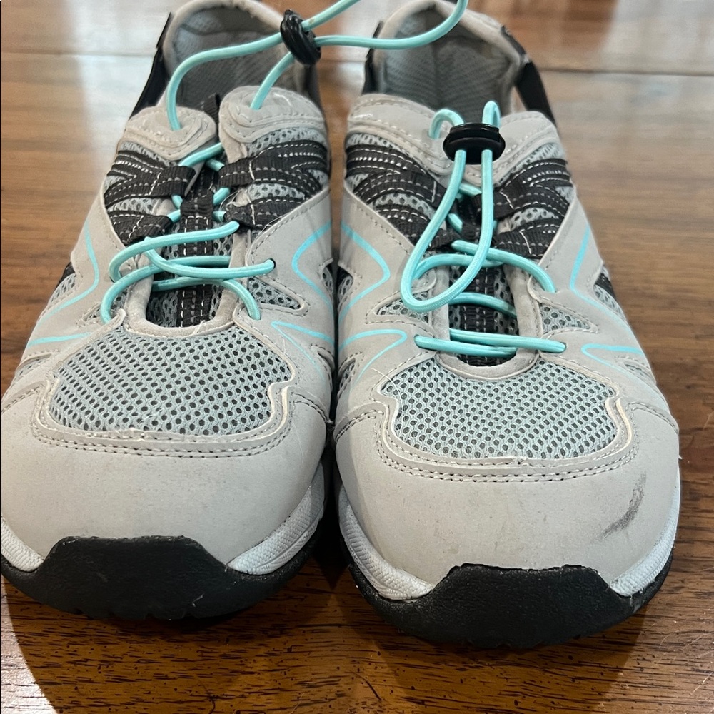 Women's Nevados Athletic Shoes in Gray and Aqua - Picture 5 of 8